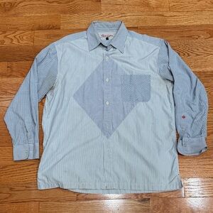 Robert Graham Blue and White Patterned Button-Down Shirt